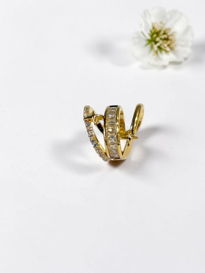 GOLDEN DIAMOND JAYLANI EAR CUFF