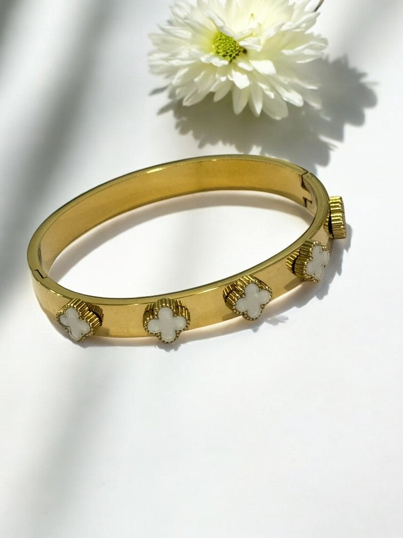 WHITE COLBEY BRACELET