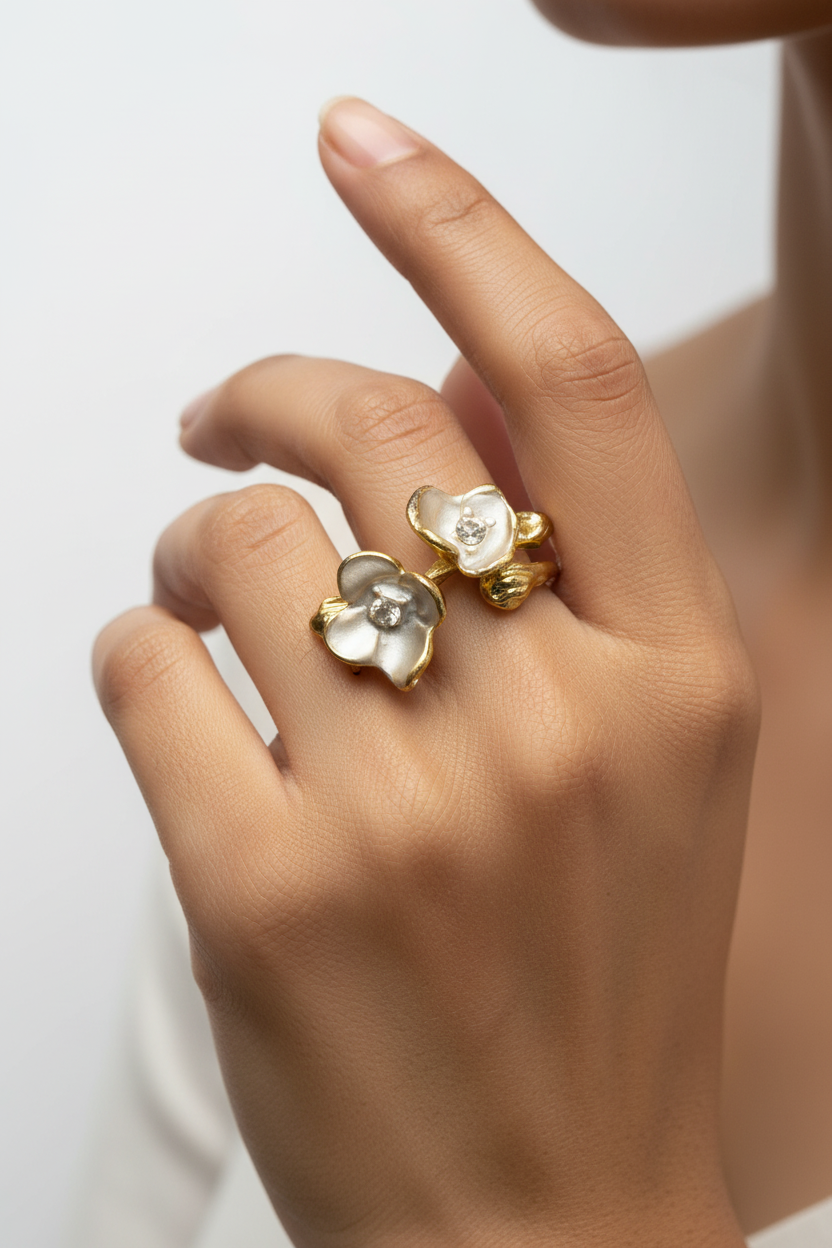 WHITE DIAMOND FLORAL DEVKASHI RING