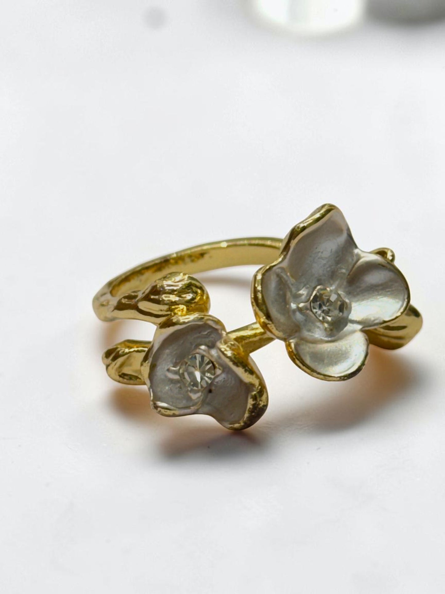 WHITE DIAMOND FLORAL DEVKASHI RING