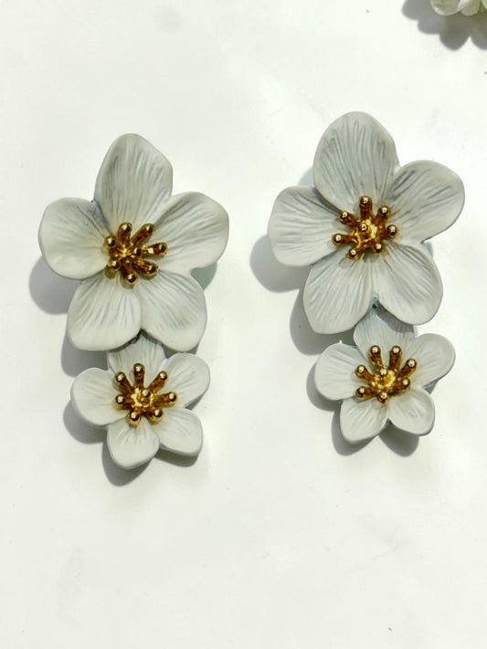 WHITE FLORAL MARCUS EARRINGS