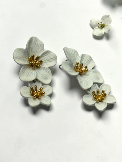 WHITE FLORAL MARCUS EARRINGS