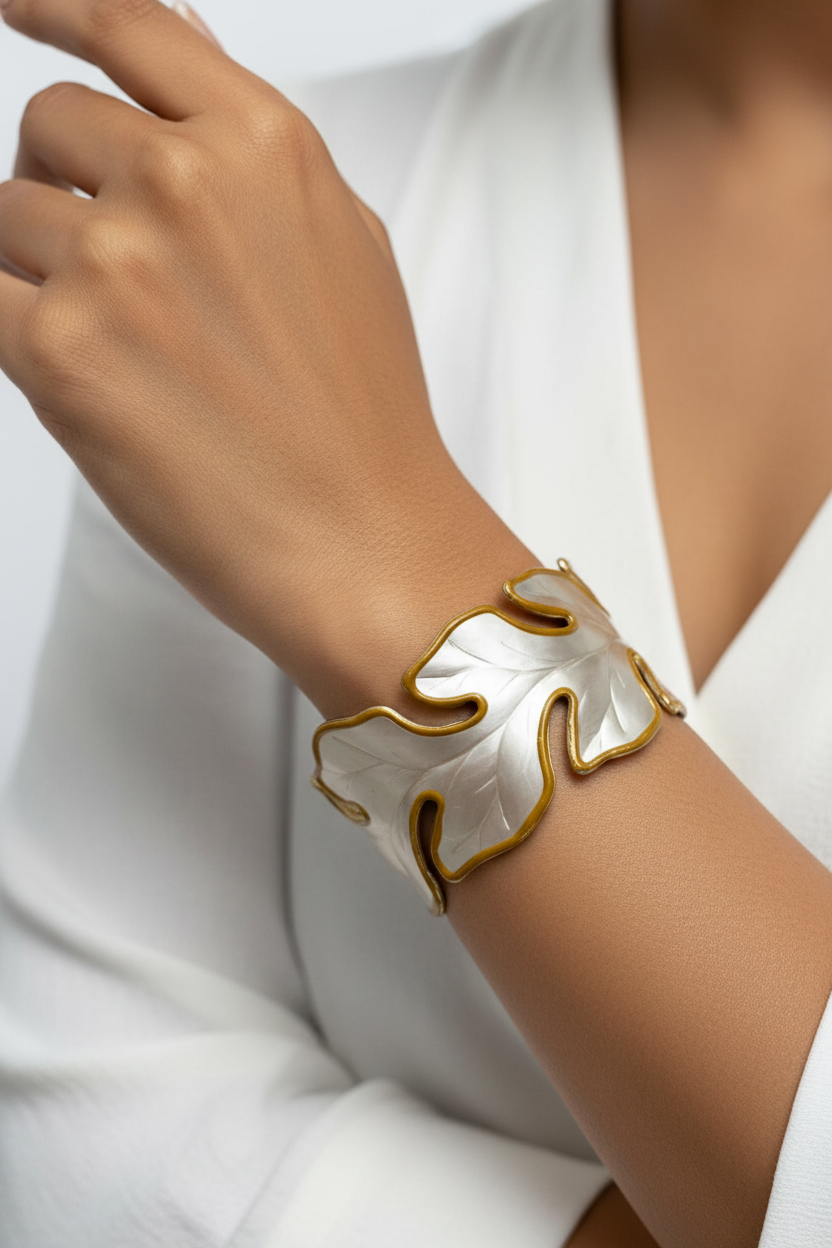 WHITE LEAF EZRA BRACELET (CUFF)