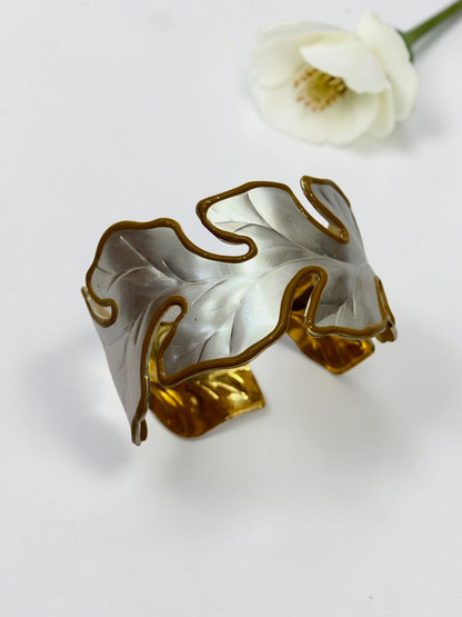 WHITE LEAF EZRA BRACELET (CUFF)