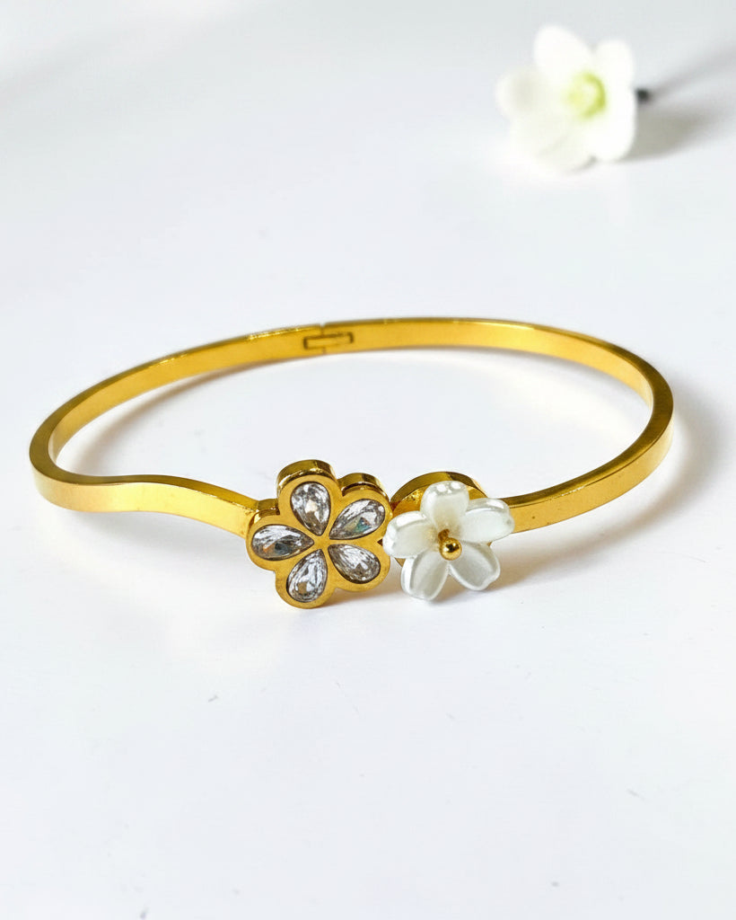 WHITE FLORAL RENITY BRACELET (CUFF)