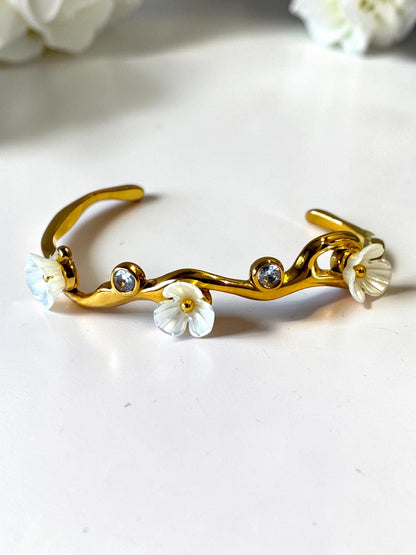 WHITE FLORAL SERENITY BRACELET (CUFF)