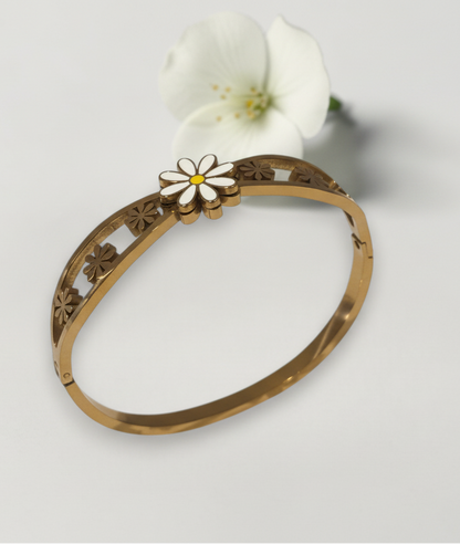 WHITE FLOWER REGINA BRACELET