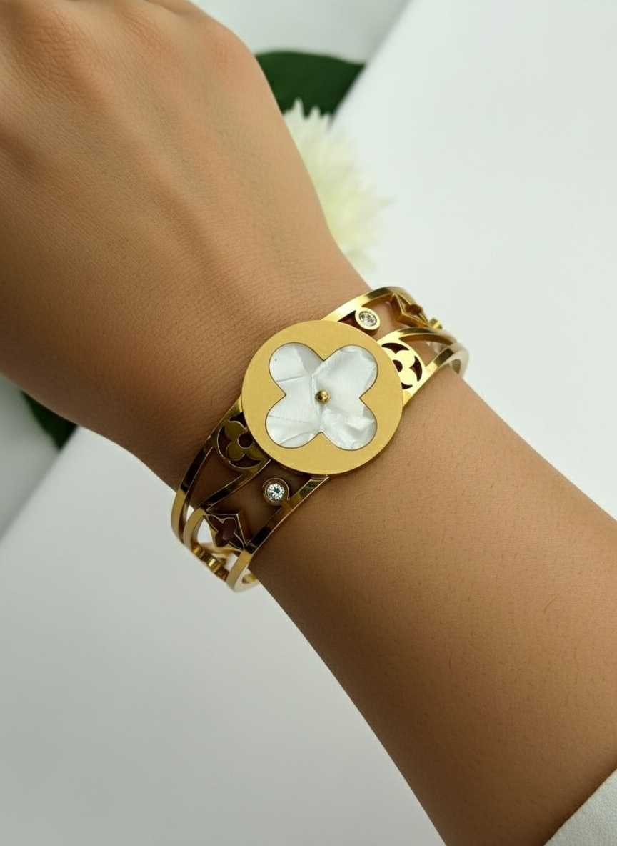 WHITE HARVEY BRACELET