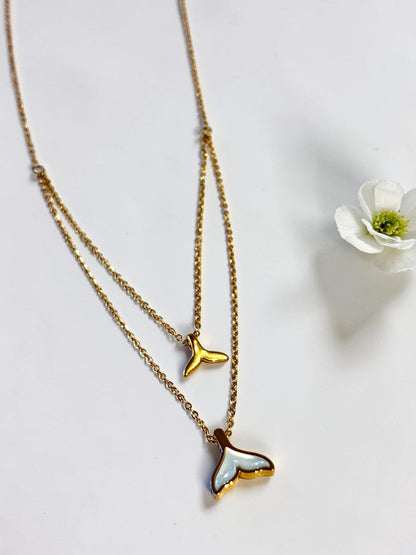 WHITE LAYERED FISH TAIL EMALINE NECKLACE