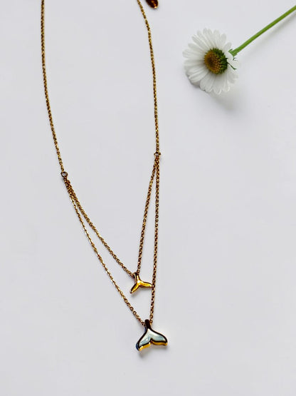 WHITE LAYERED FISH TAIL EMALINE NECKLACE