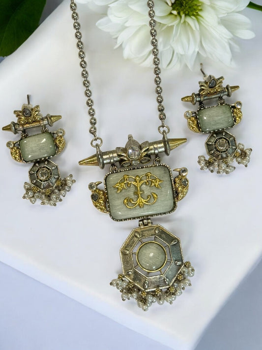 WHITE SWETA GERMAN SILVER JEWELLERY SET