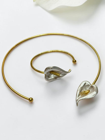 WHITE FLORAL PETAL VEERALY NECKLACE AND BRACELET (COMBO)