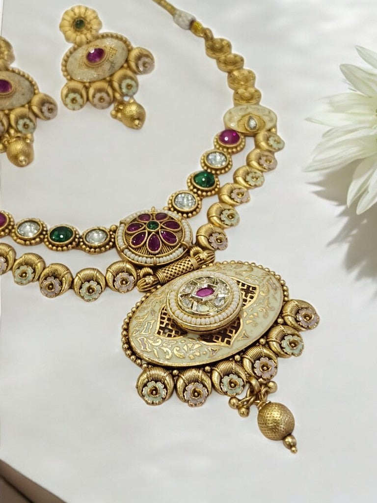 GOLDEN MATTE NECKLCE WITH MULTI KUNDAN AND MATCHING EARRINGS