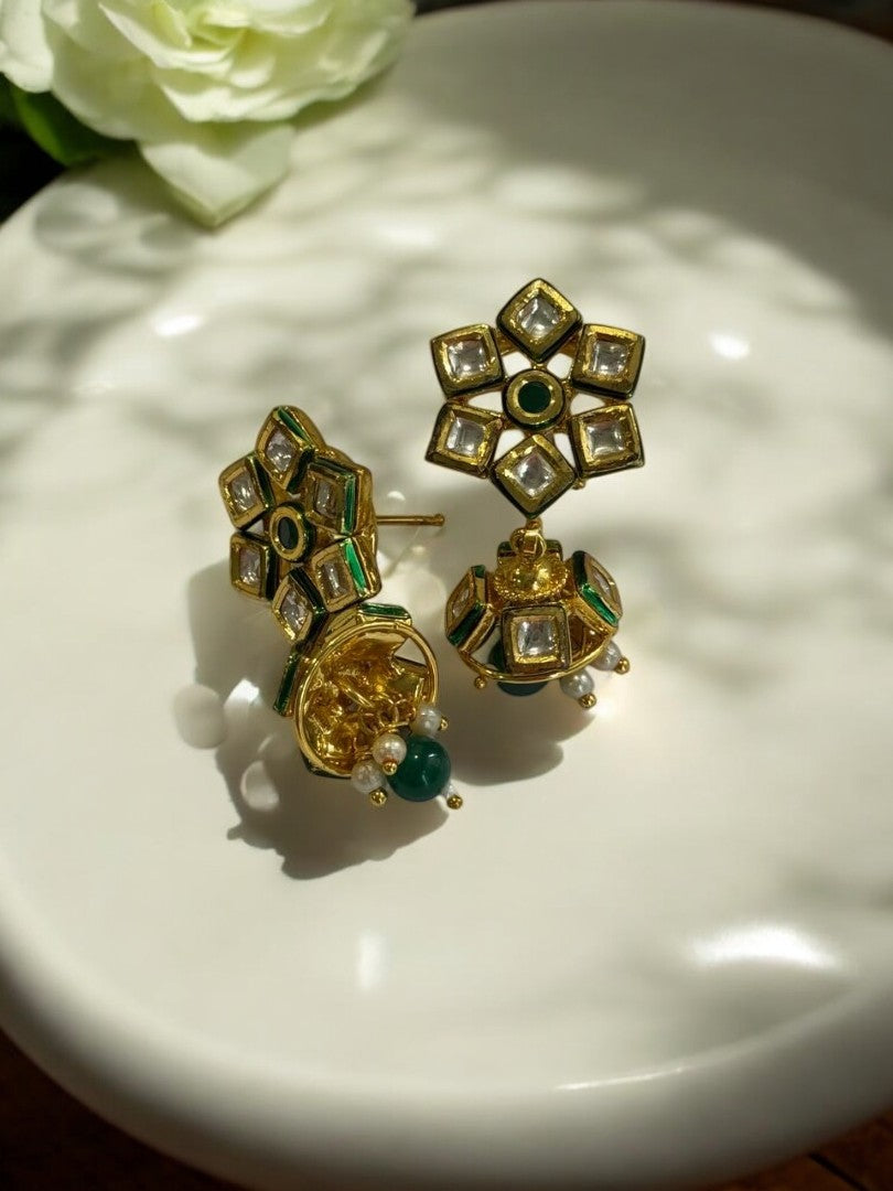 GREEN VEKSHA KUNDAN EARRINGS