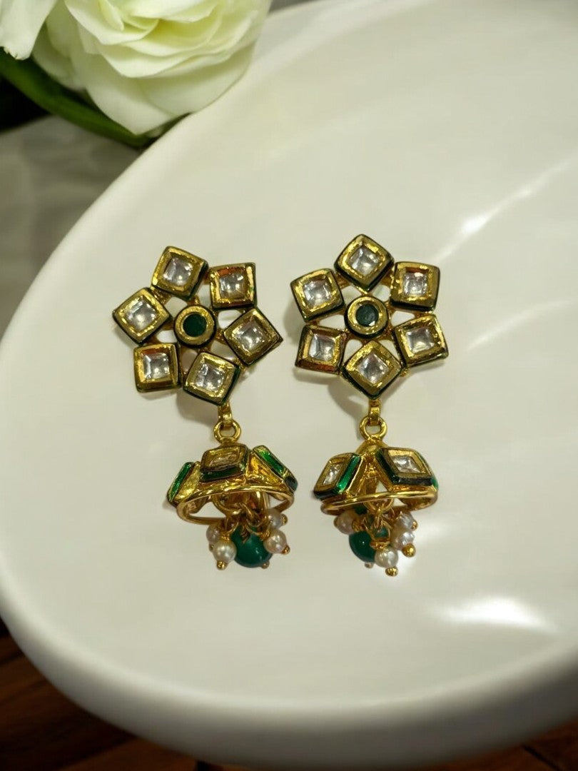 GREEN VEKSHA KUNDAN EARRINGS