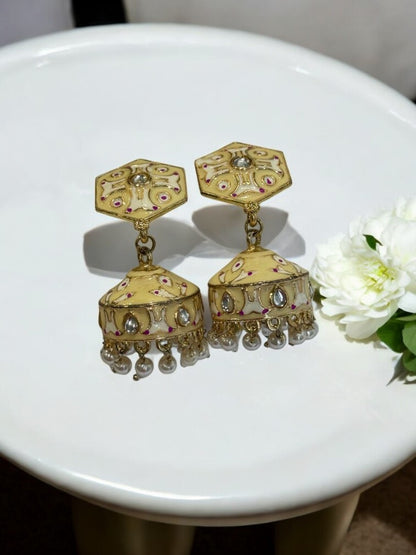 WHITE KRISHIKA KUNDAN EARRINGS