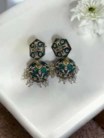 GREEN KRISHIKA KUNDAN EARRINGS