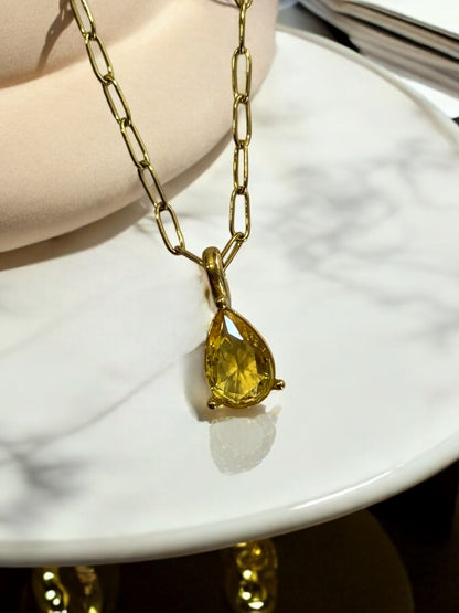 GOLDEN CHAIN WITH YELLOW DROP DIAMOND
